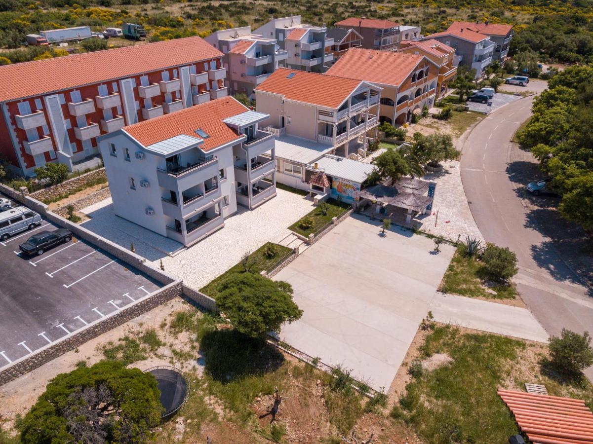 Luna Residence Novalja Exteriér fotografie