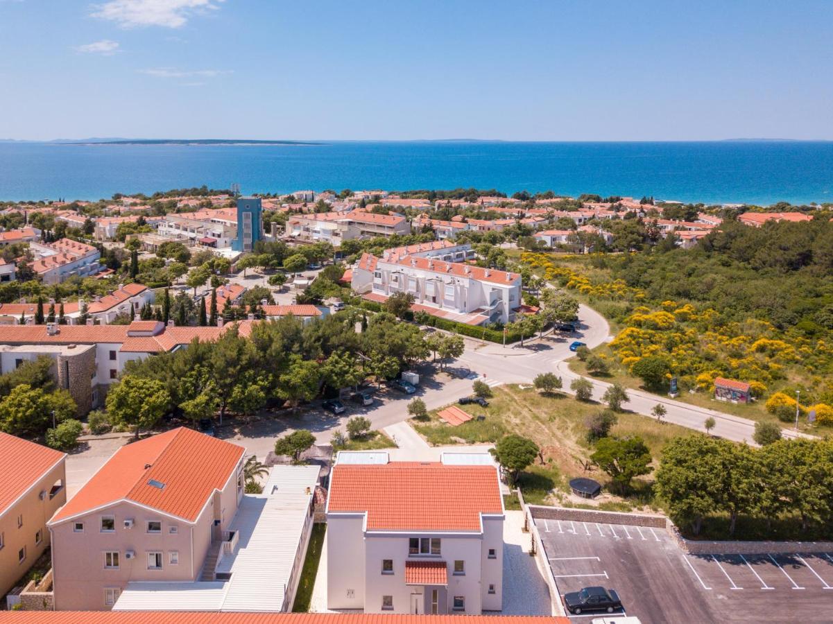 Luna Residence Novalja Exteriér fotografie